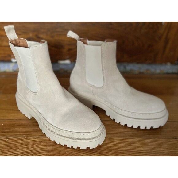 Anthropologie: SHOE THE BEAR Cream Leather 'Iona' Chelsea Boots sz 39 (sz 8 US) - Picture 1 of 12